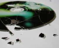 10 αστέρες της μουσικής δηλώνουν ότι δεν έχουν πρόβλημα με την πειρατεία